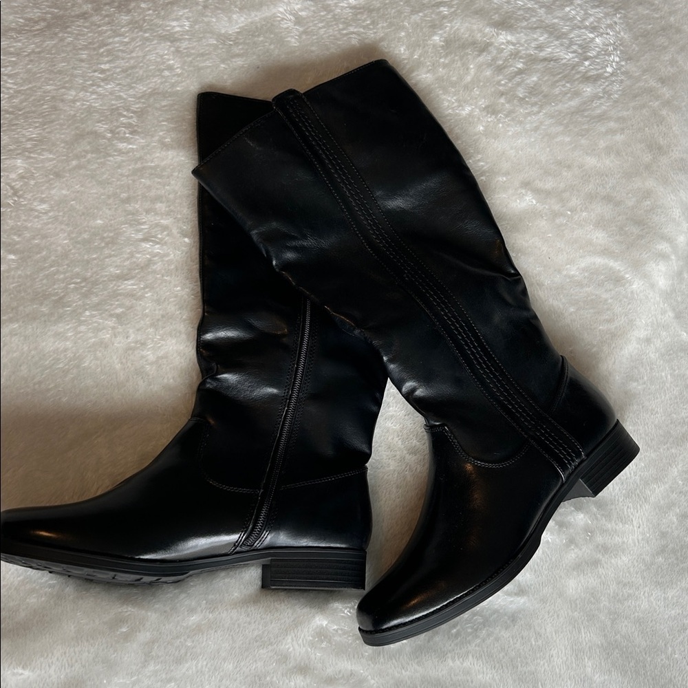 💰 4/$20 Women's St. John's Bay Black Boots | Size 8M